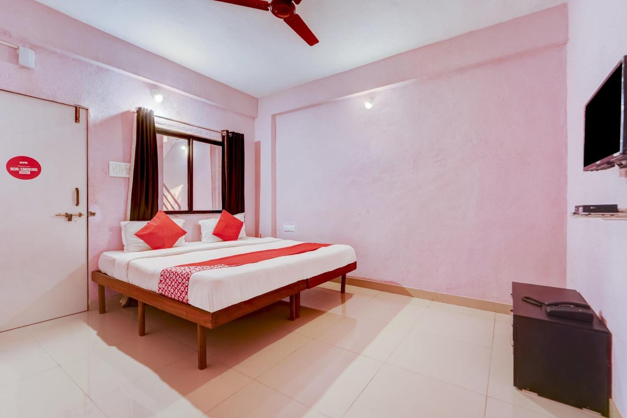 Hotel O Sai Residenci Лонавала Екстериор снимка